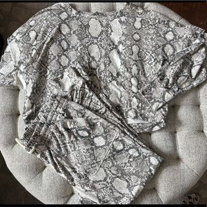 Express snakeskin print lounge set